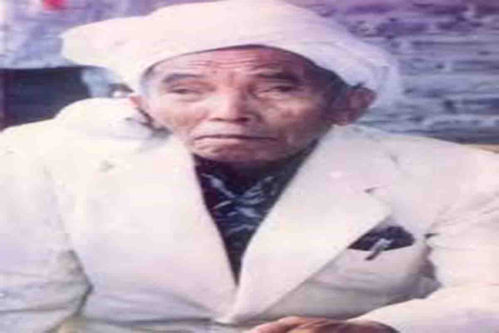 KH Mahrus Aly