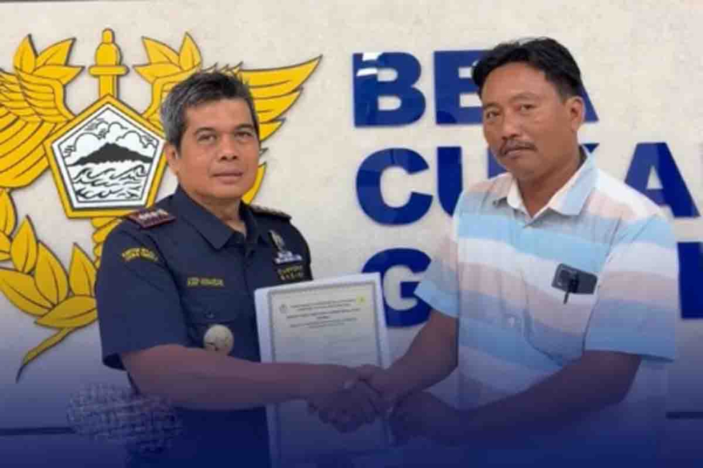 Penyerahan izin NPPBKCk e CV Tiancah Jaya