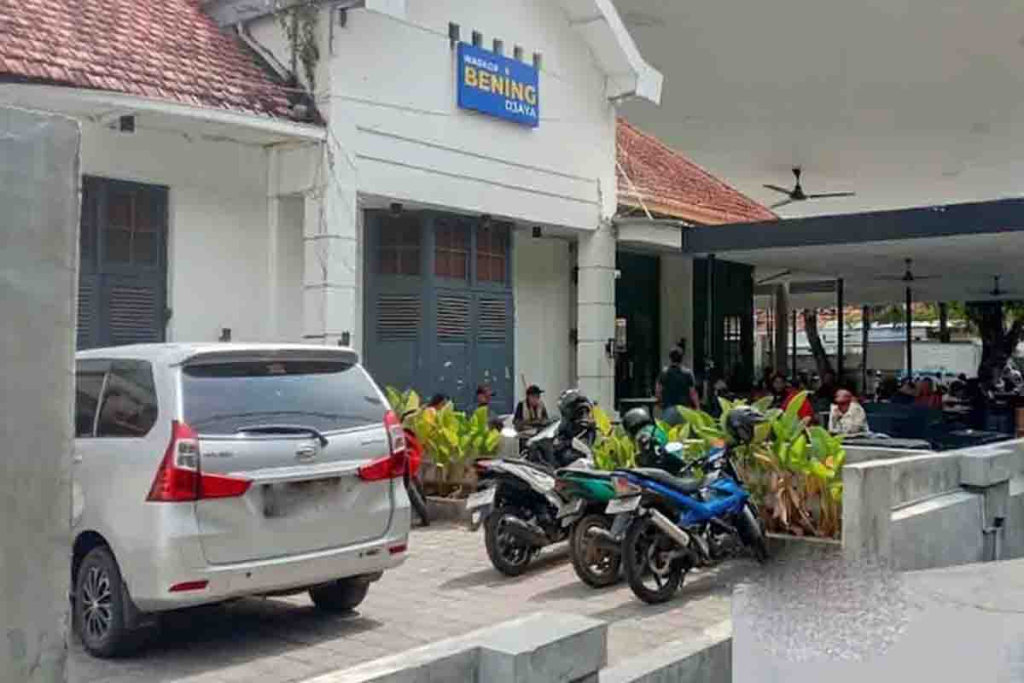 Warkop Bening Jalan Arjuna Surabaya
