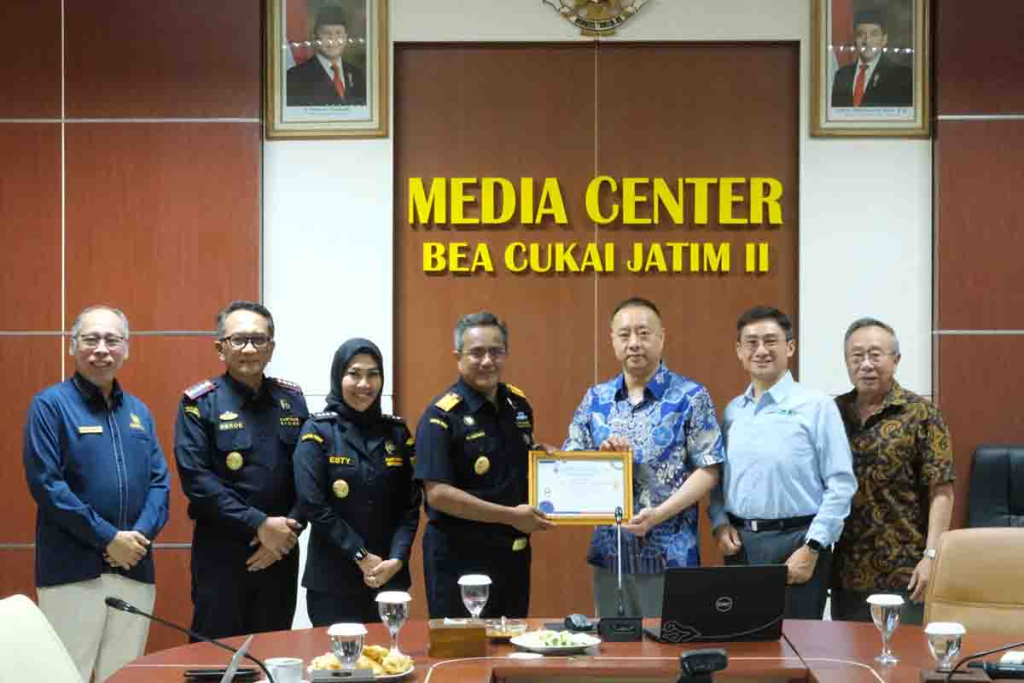 Pemberian izin kawasan berikat ke PT Camino Industrial Indonesia