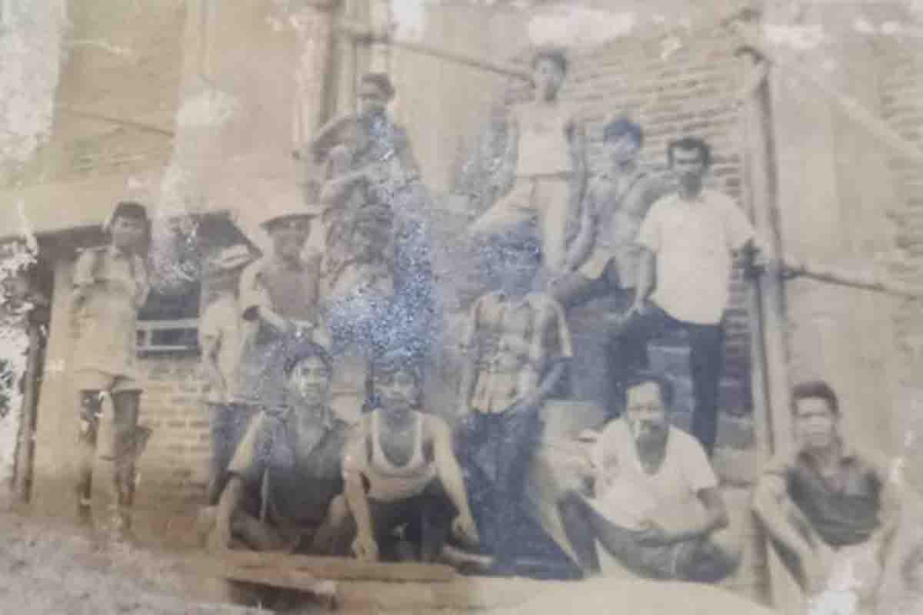 Para Tapol 65