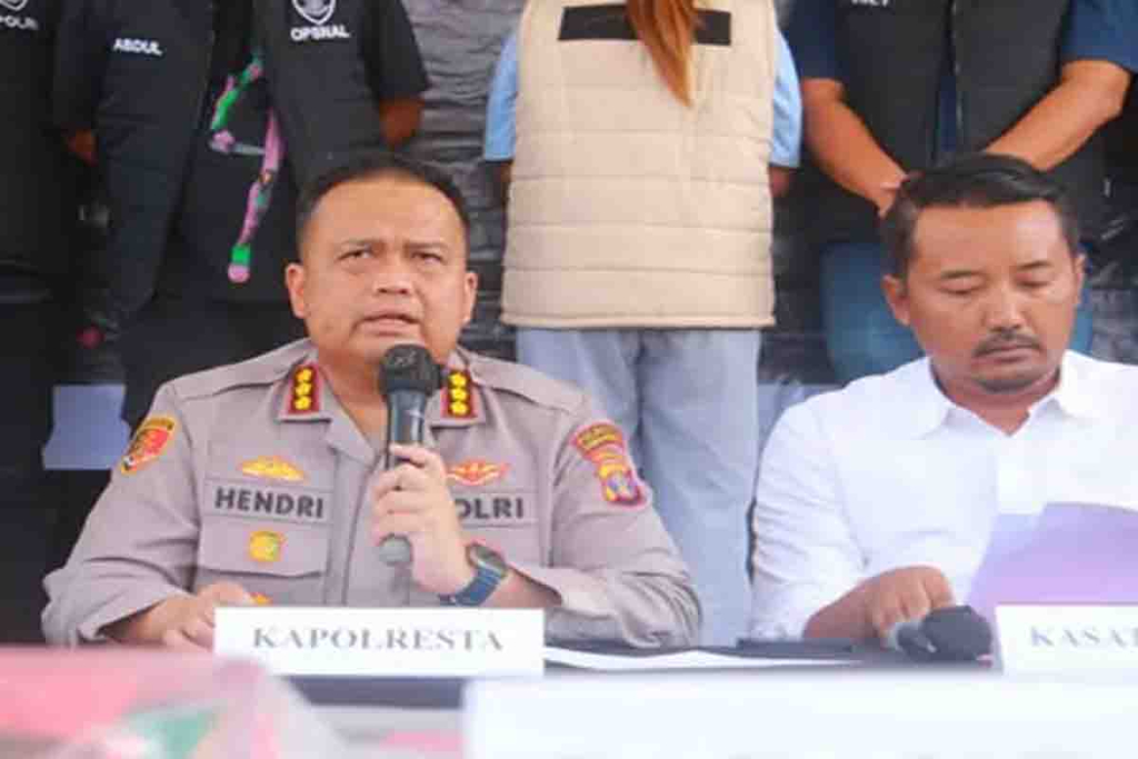 Kapolresta Samarinda saat konpers kasus penipuan  Event Half Marathon