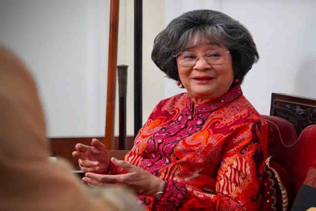 Prof. Dr. Meutia Farida Swasono, M.A.