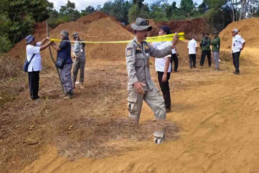 Tim Terpadu Penataan Pertambangan MBLB segel lokasi tambang