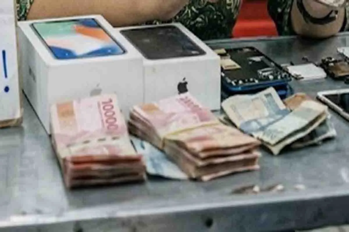 Emadhea Ekaningtyas Dipidana Karena Penipuan Pembelian 13 Unit Handphone