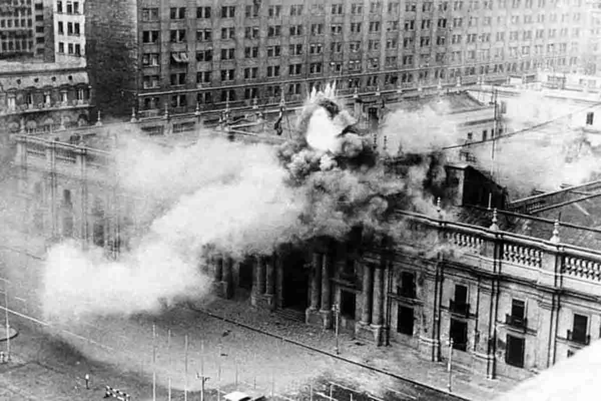 Pengeboman di Istana Kepresidenan La Moneda di Santiago Chili