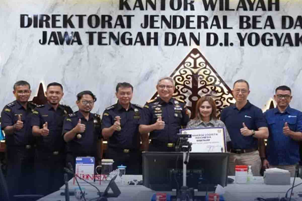 Maersk Logistics mendapatkan fasilitas Pusat Logistik Berikat