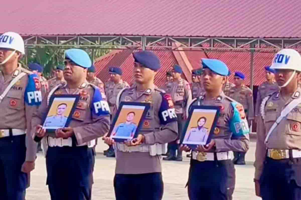 Foto oknum anggota Polda Maluku Utara yang dipecat tidak dengan hormat
