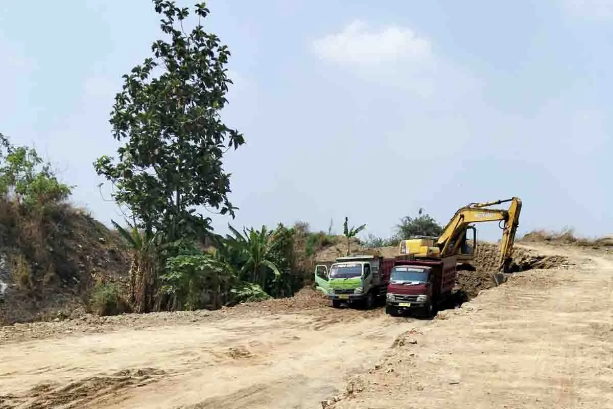 Tambang Galian C di Desa Kepuhklagen Dikelola PT AJS Diduga Tanpa IUP OP