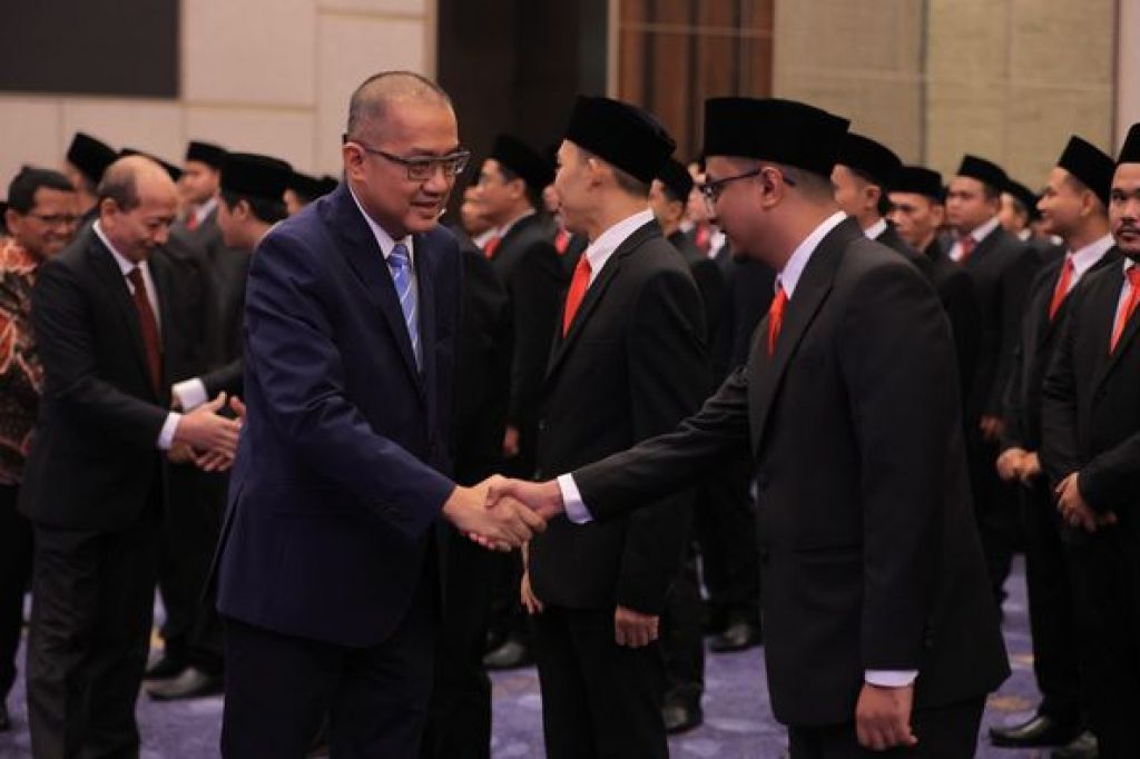 Pelantikan dan Ambil Sumpah 435 Notaris