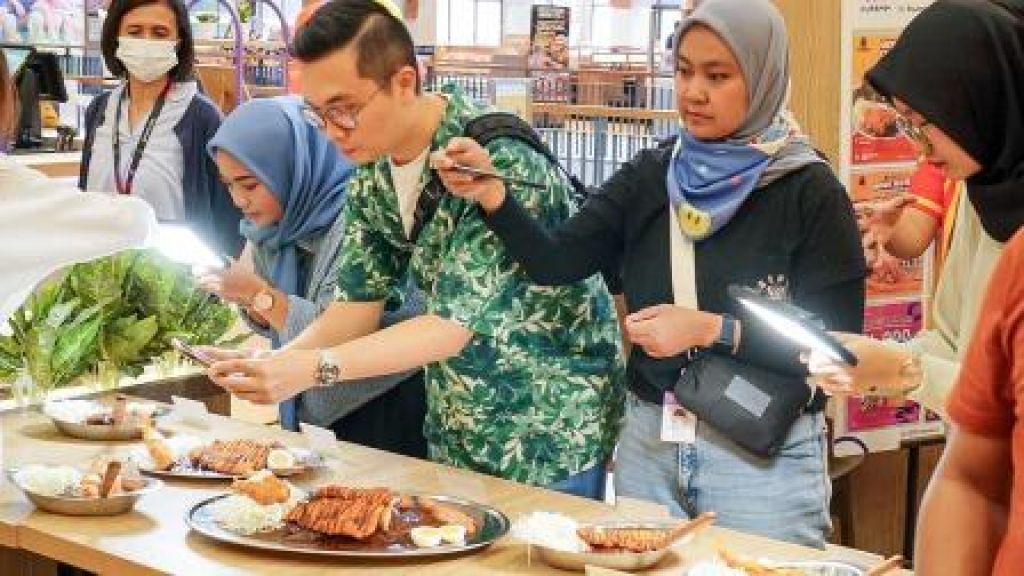 Go! Go! CURRY - Genki no Minamoto opening di Bandung