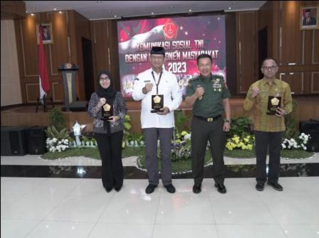 Komunikasi Sosial (Komsos) TNI dengan Komponen Masyarakat