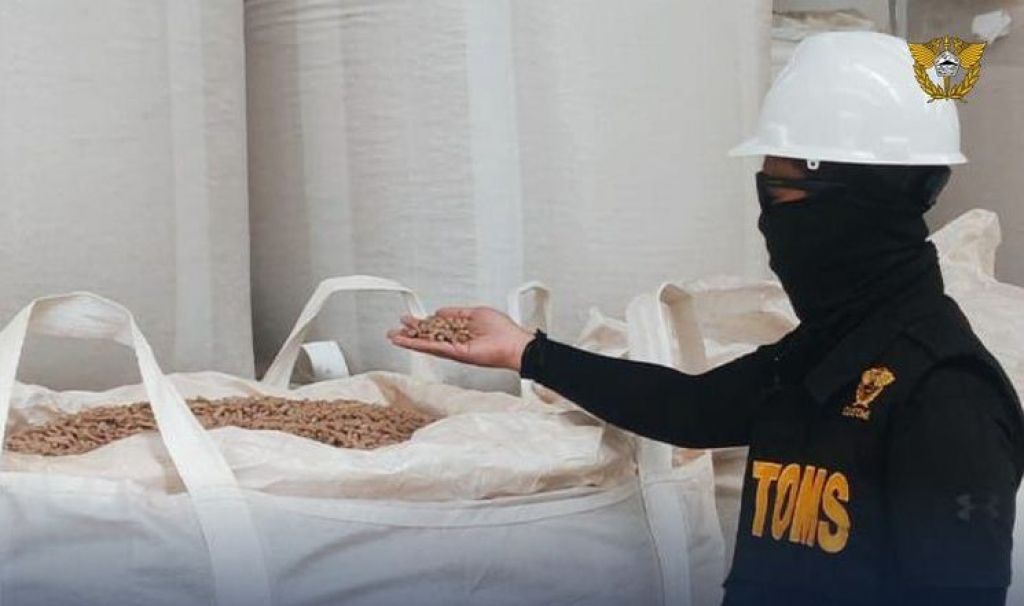 Ekspor perdana 10.000 MT wood pellet asal Kepulauan Sula