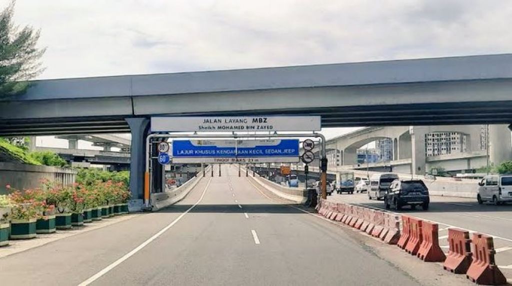 Jalan Layang Mohammed Bin Zayed 