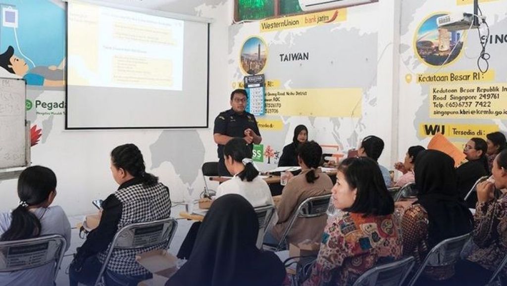 Pembekalan aturan kepabeanan kepada para calon pekerja migran 