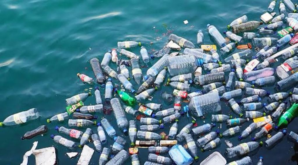 Sampah plastik