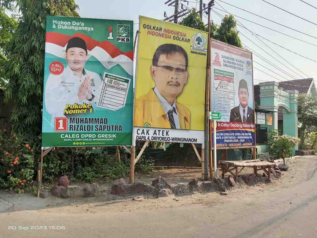 Baliho Caleg di Dapil 4 dipasang di berbagai sudut jalan