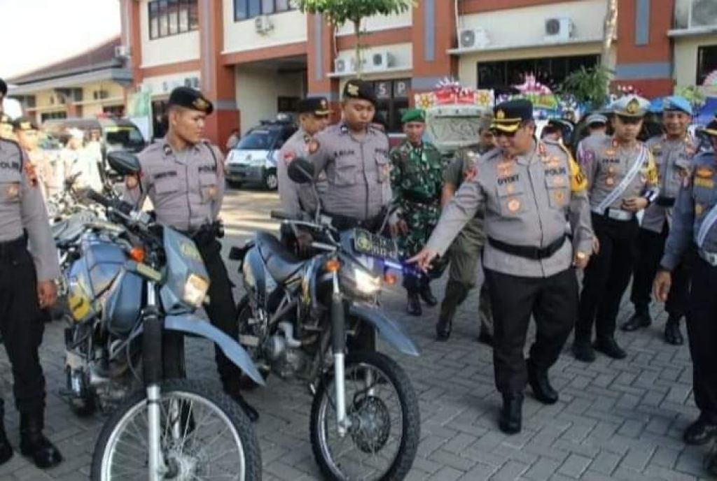 Apel gelar pasukan Operasi Patuh Candi Tahun 2023 di Halaman Mapolres Kudus