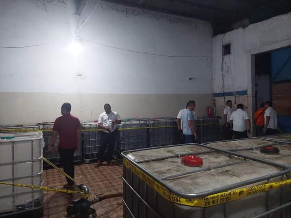 Gudang BBM yang diamankan di Medan