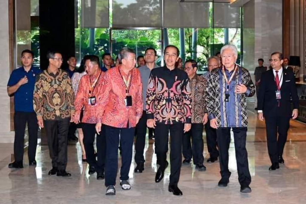 Presiden Jokowi saat menghadiri Munas REI ke-17