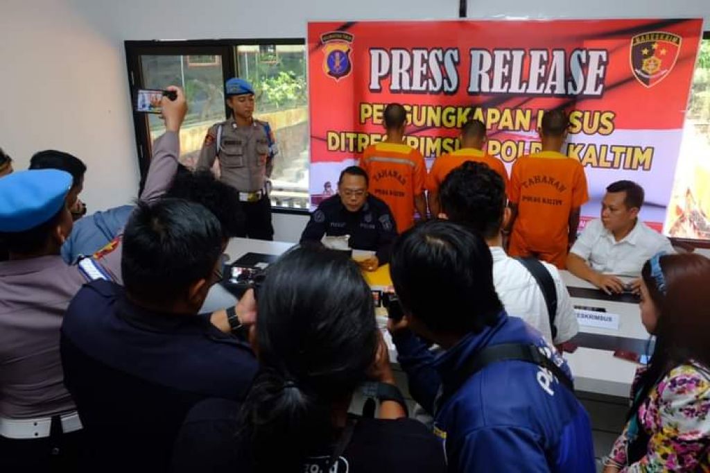 Rilis kasus pengungkapan bbm ilegal di Polda Kaltim