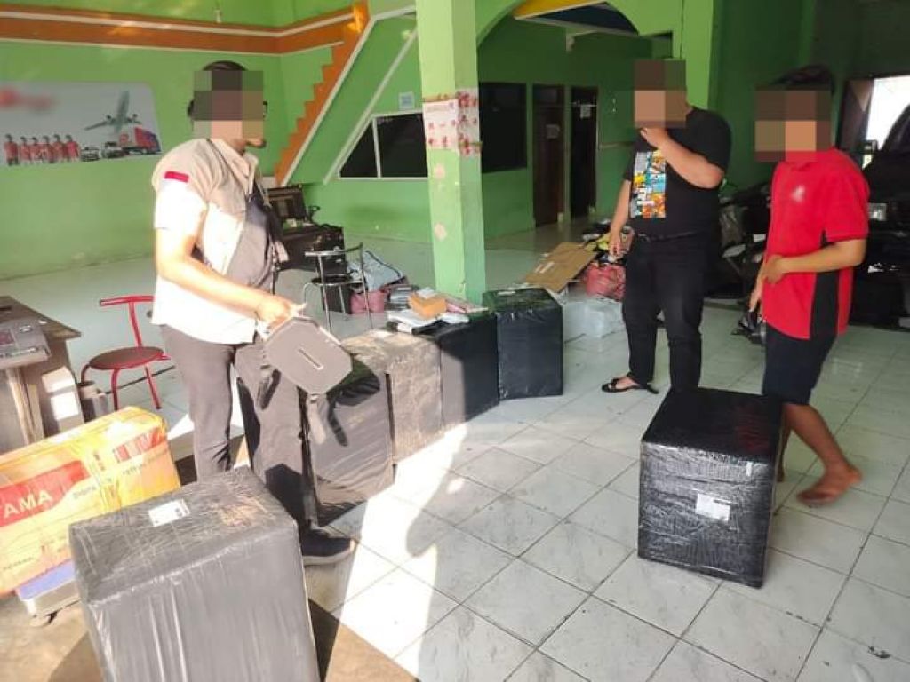 Rokok ilegal saat mau dikirim