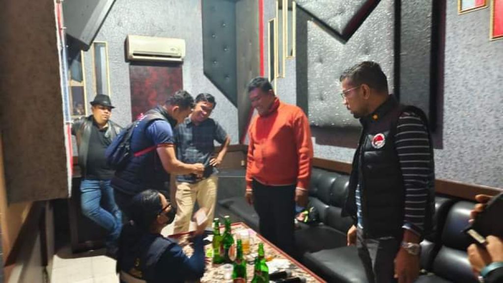 Petugas Polda Sumut razia tempat hiburan malam