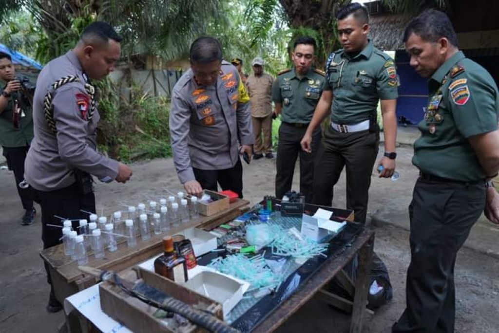 Barang bukti yang diamankan Personil gabungan