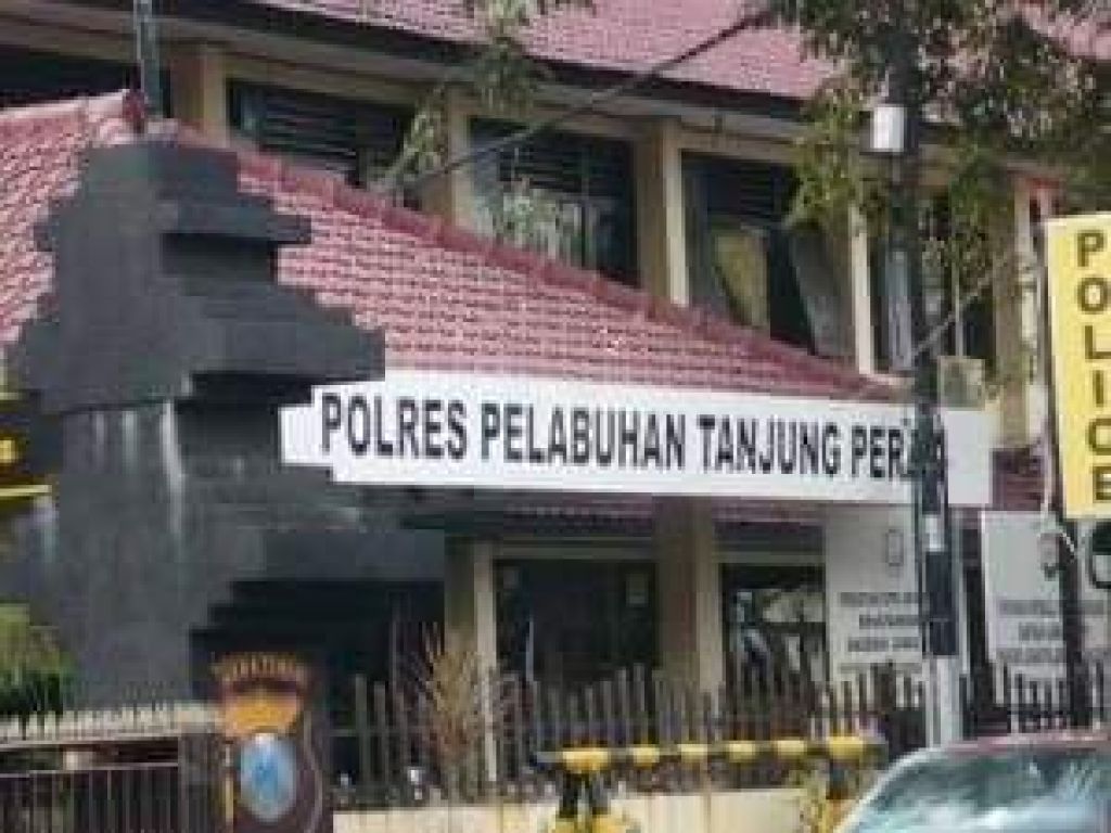 Polres Tanjung Perak