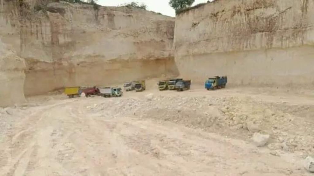Tambang ilegal di Kecamatan Panceng