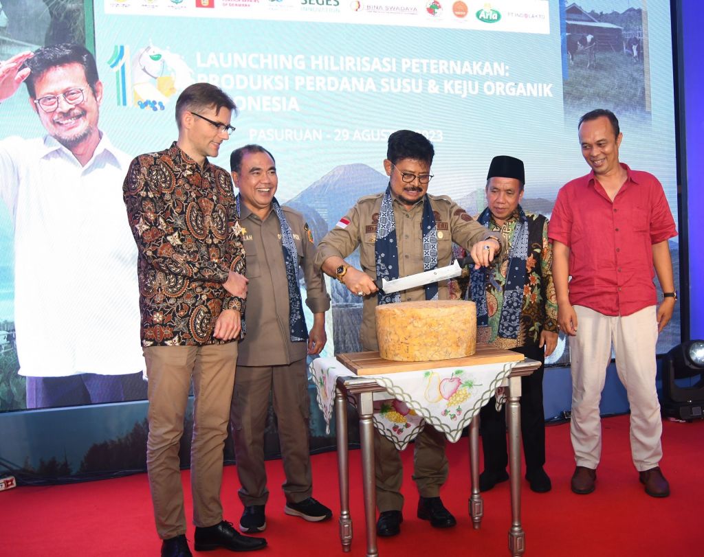 Menteri Pertanian, Syarul Limpo dalam peluncuran keju organik