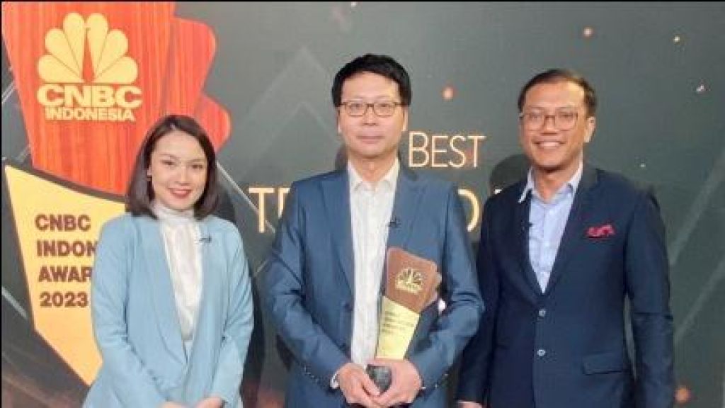 Founder & CEO FUSE, Andy Yeung received the 2023 CNBC Indonesia Awards