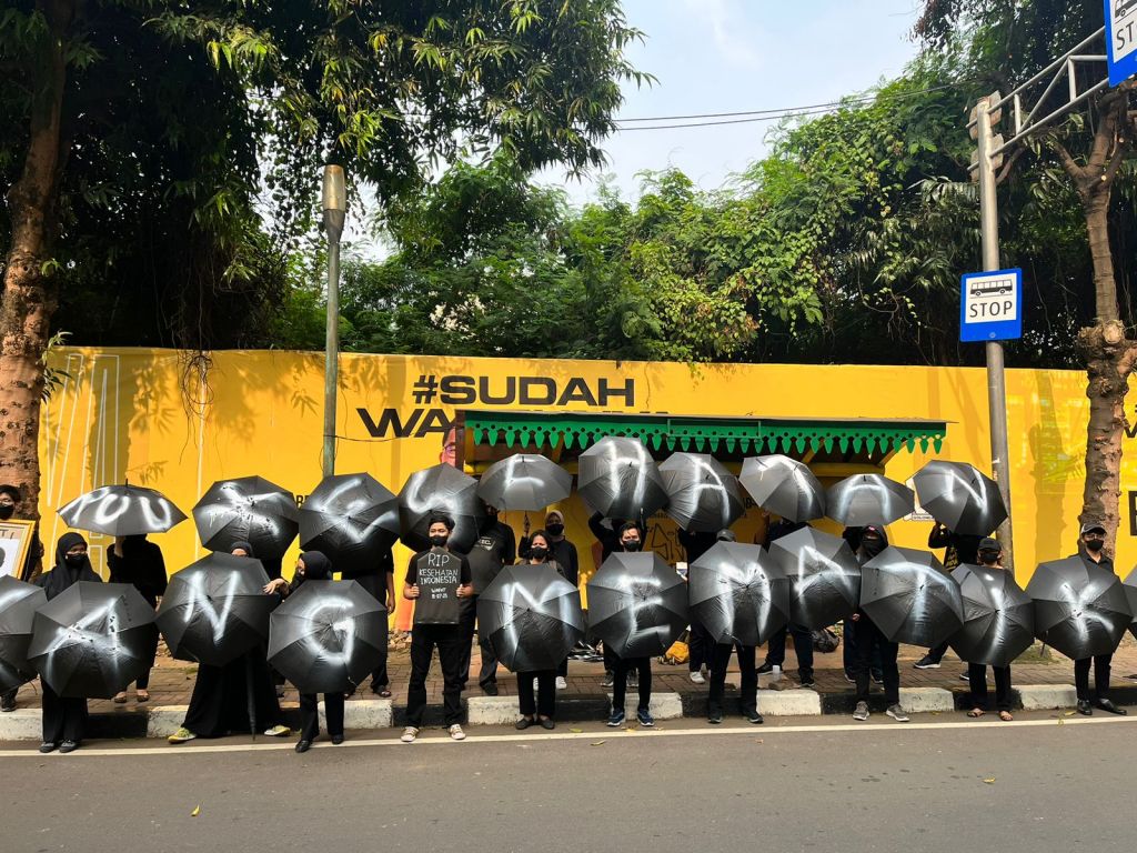 Aksi damai di Depan Kantor Kementerian Kesehatan RI.