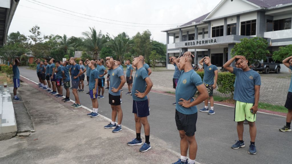 Olahraga anggota Tidur Dalam Wing Udara 1 Puspenerbal