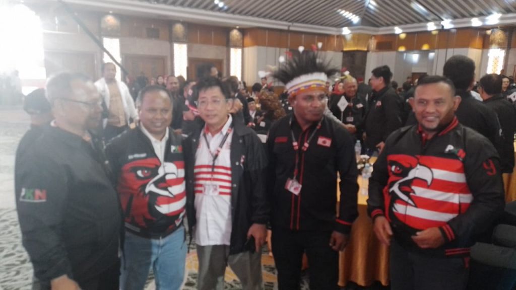 Gede Pasek dan pengurus PKN 