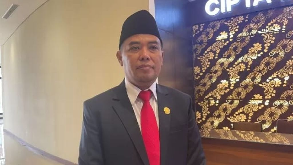 Ketua (PAW) DPRD Kabupaten bangkalan Effendi
