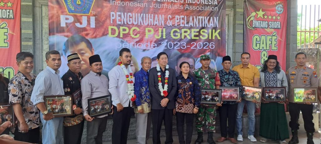 Pelantikan pengurus DPC PJI Gresik