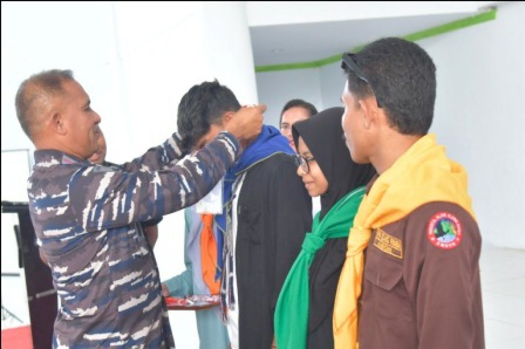 Danlantamal IX Ambon, Brigjen TNI (Mar) Said Latuconsina membuka Jambore Pecinta Alam Maluku 