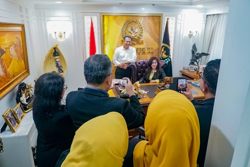 Bambang Soesatyo menerima aspirasi dari Ikatan Keluarga Alumni Notariat UNPAD (IKANO)