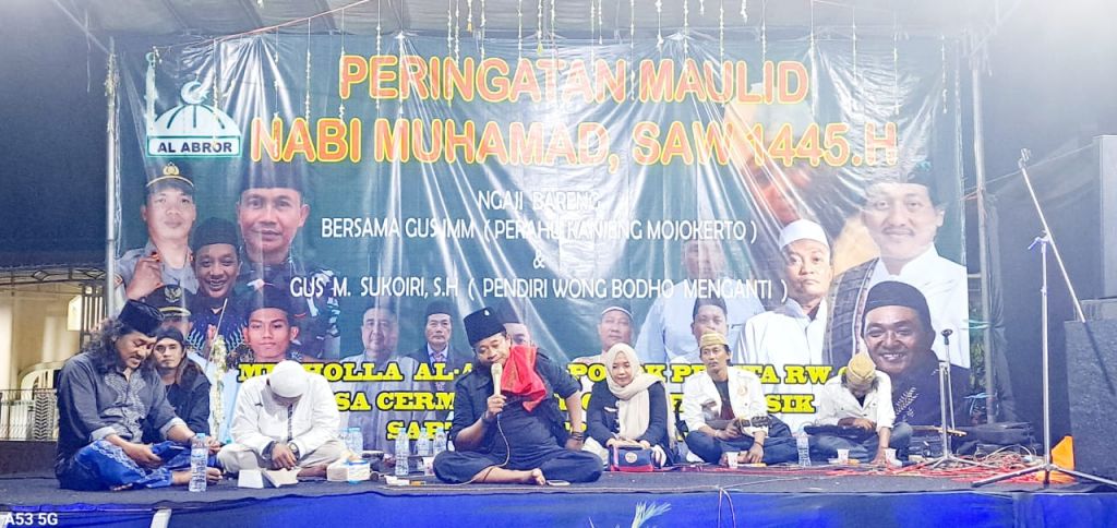 Peringatan Maulid Nabi Muhammad SAW di Mushola Al Abror  