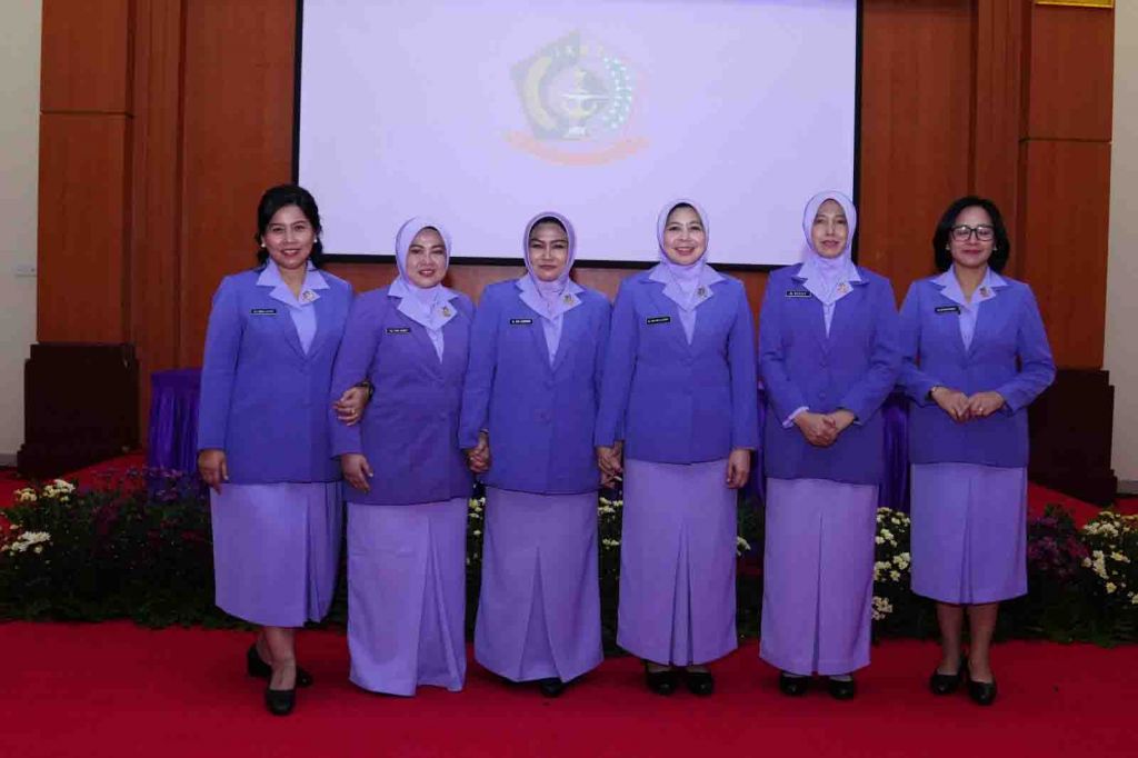 Serah terima lima Jabatan Ketua IKKT