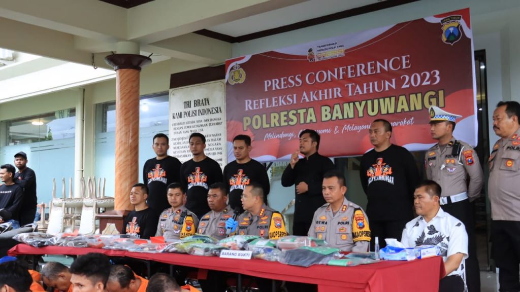 Press Conference Refleksi Akhir Tahun 2023 Polresta Banyuwangi