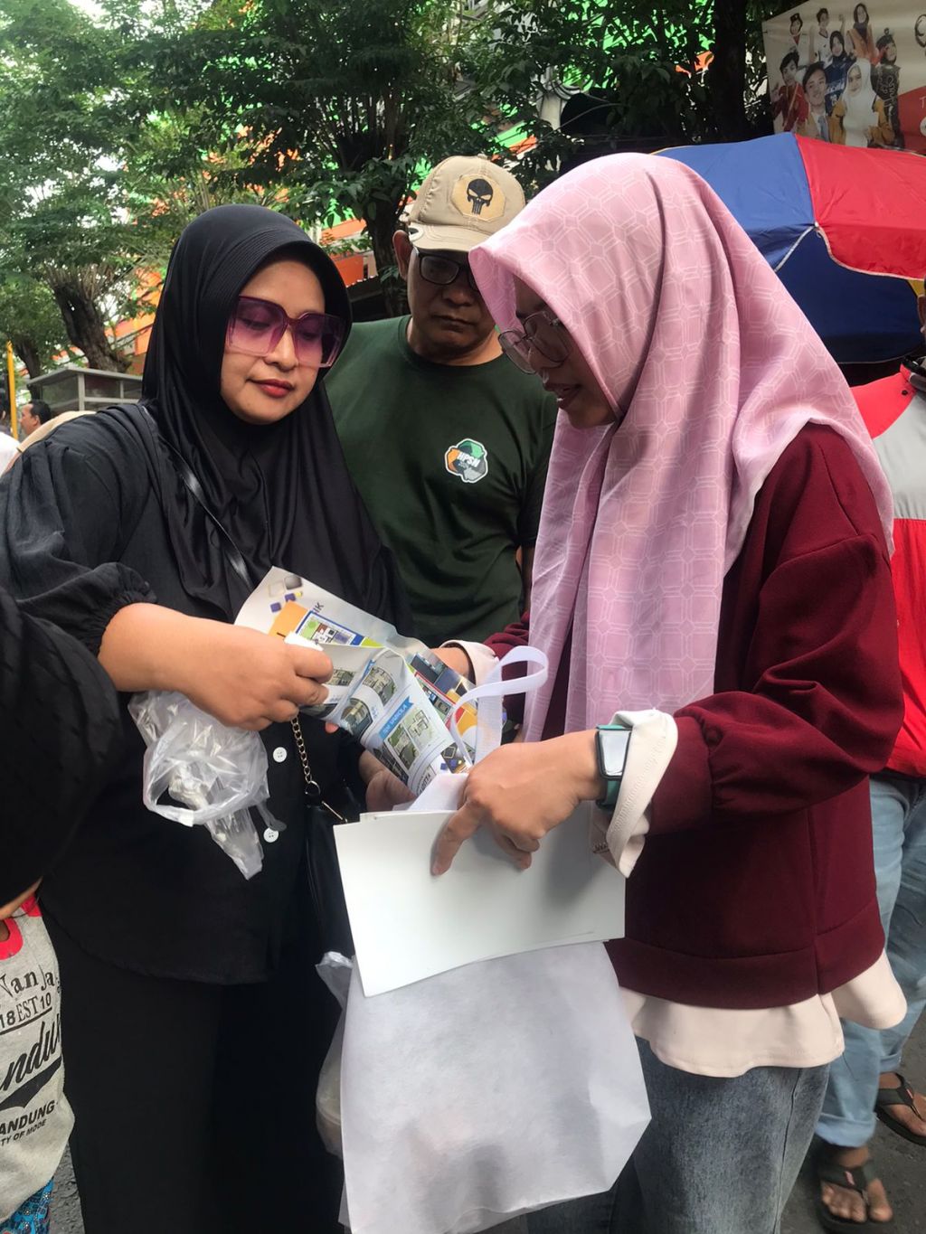 Kampanye pengurangan plastik sekali pakai pada perayaan Hari Peduli Sampah Nasional