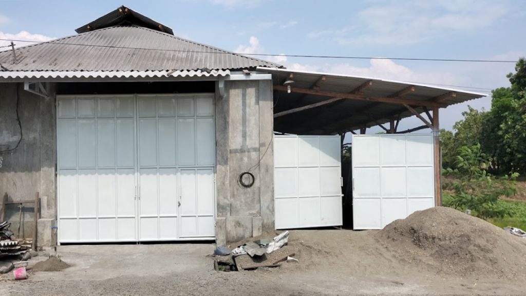 Tempat produksi PT Sari Logam Lestari