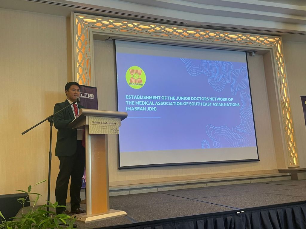 Dr Tommy Dharmawan, SpBTKV, PhD