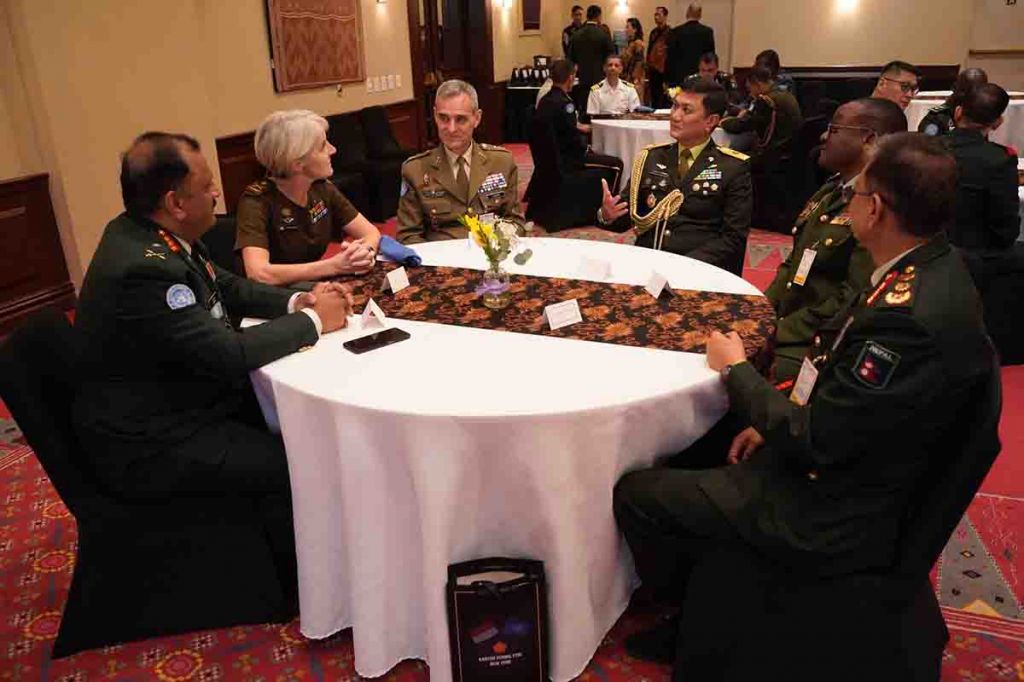 Acara makan siang bersama seluruh Force Commander PBB 