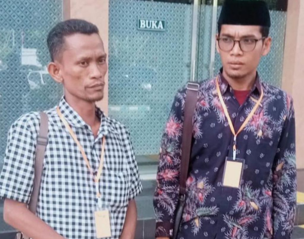 Kuasa Hukum korban, Rofi'i, SH (kiri)