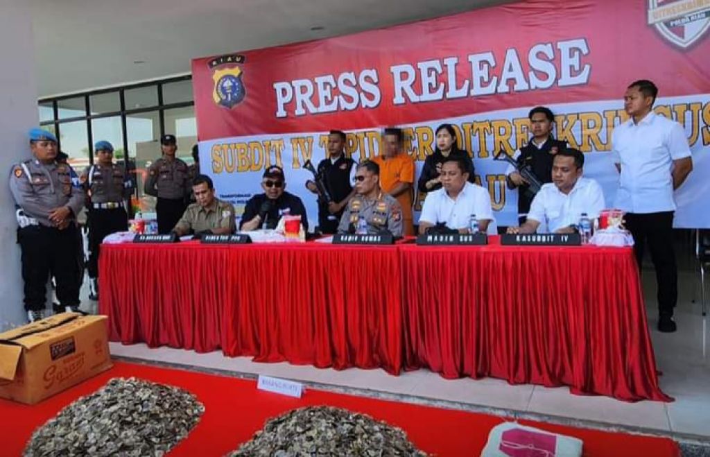 Konferensi Pers tentang penanganan kasus sisik trenggiling