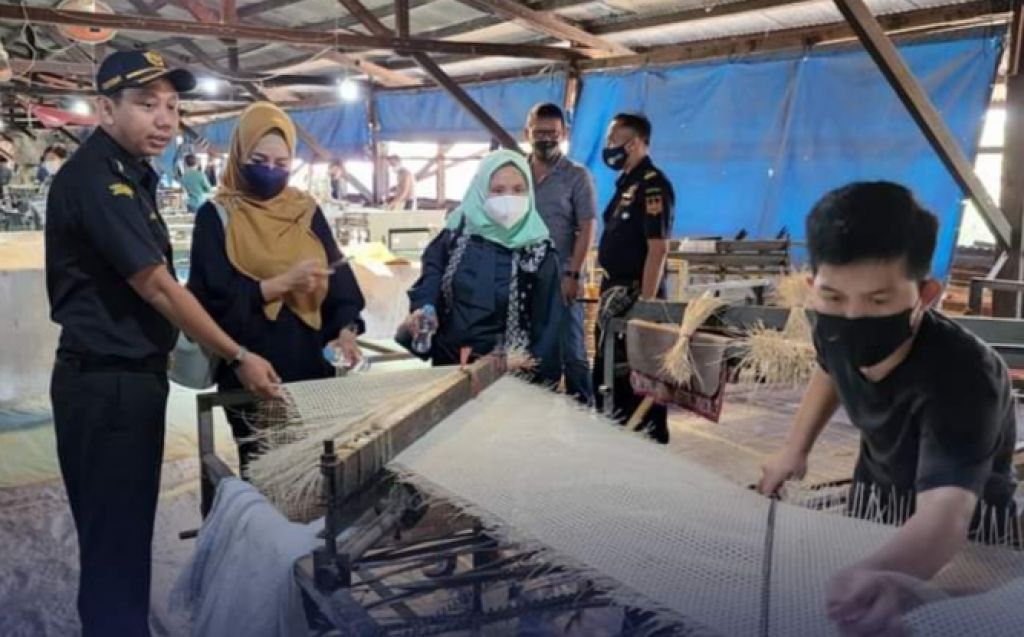Pencanangan program Gerakan Nasional Bangga Buatan Indonesia 
