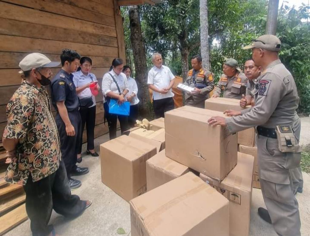 Ratusan batang rokok ilegal disita Tim Gabungan